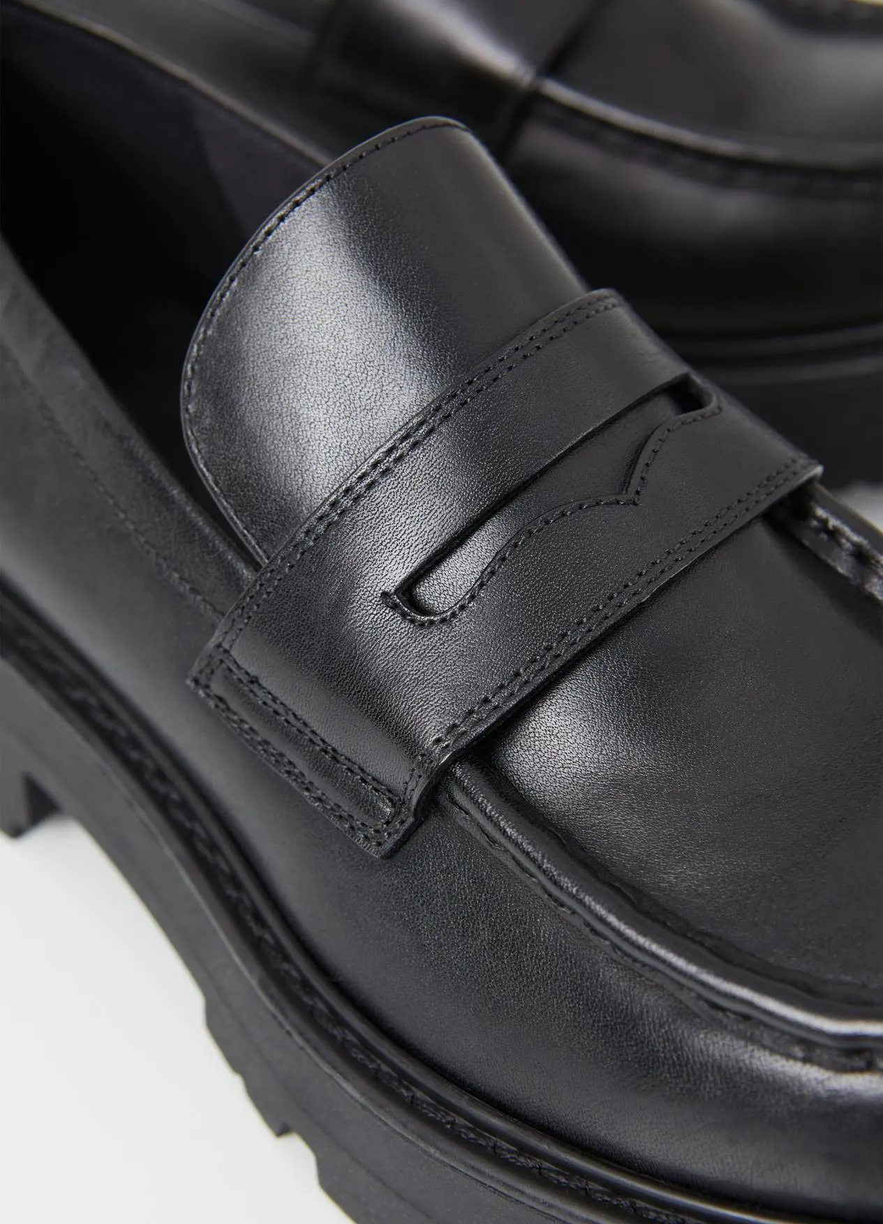 5049 Cosmo 2.0 - Black