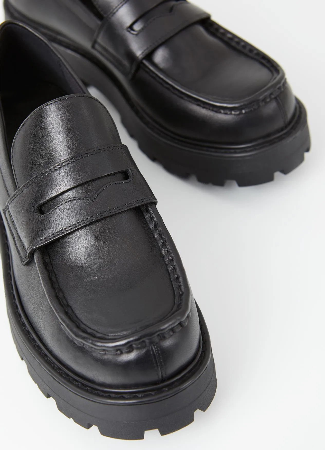 5049 Cosmo 2.0 - Black