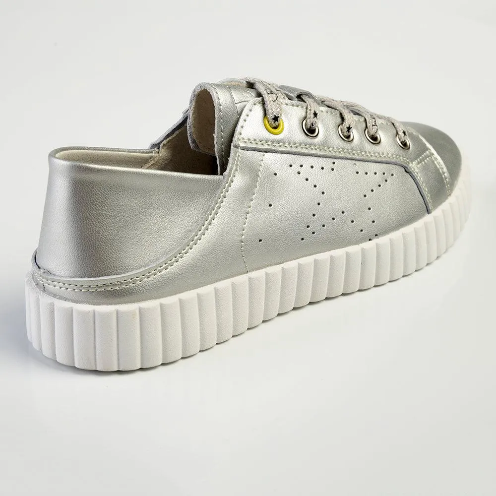 Julz Valentina Leather Sneaker With Star Detail - Silver