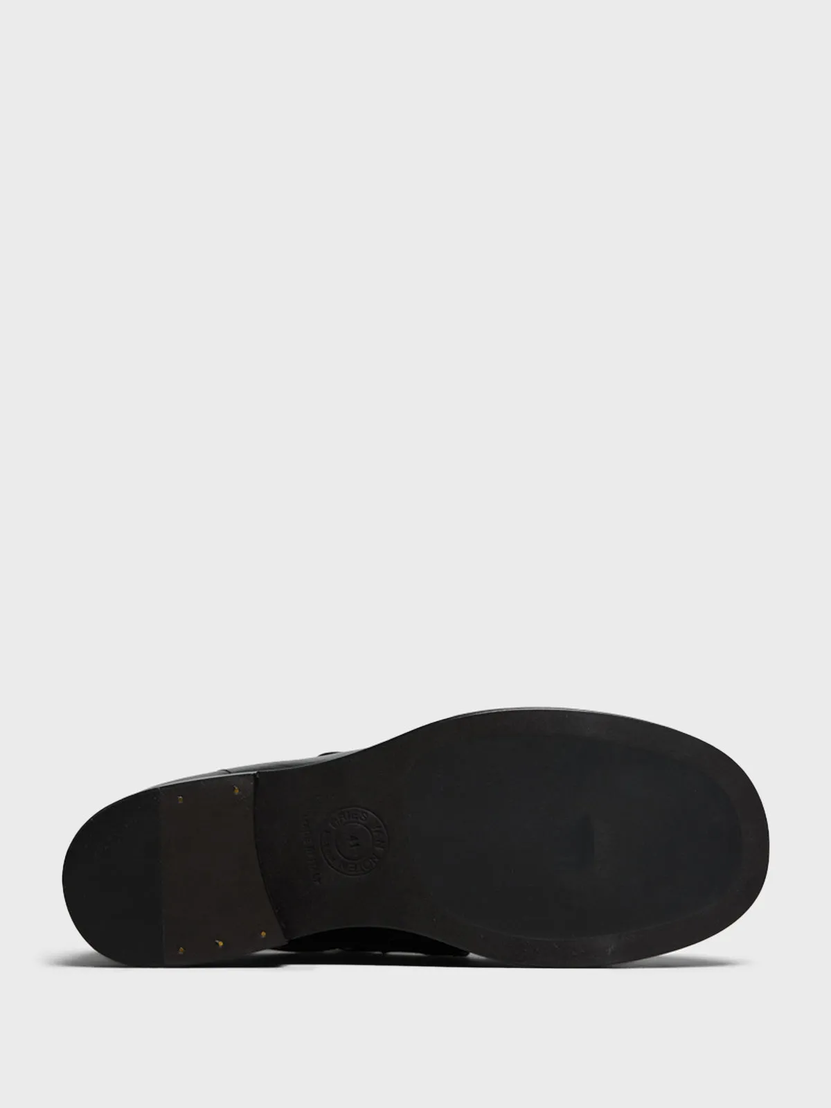 Loafers in Black